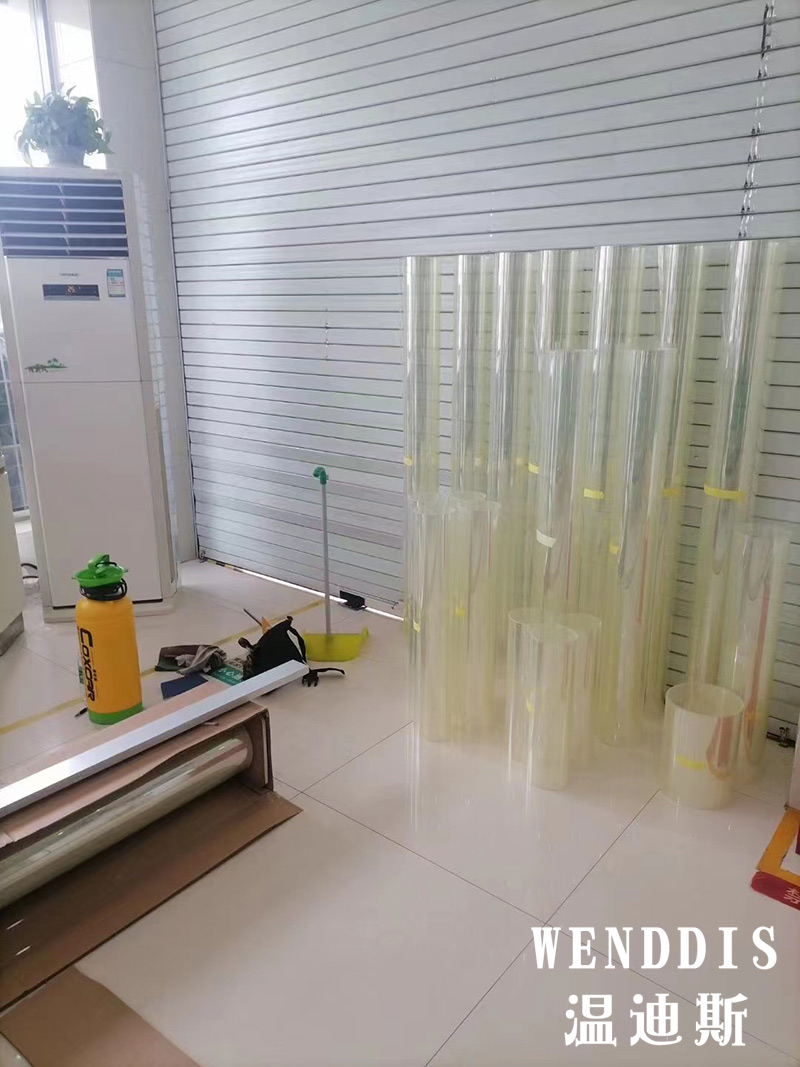 安全防爆膜- 北京隔热节能膜,安全防爆膜,高精uv喷绘,智能调光膜,彩色装饰膜,木纹装饰膜,高端家具膜,北京温迪斯新型材料科技有限公司